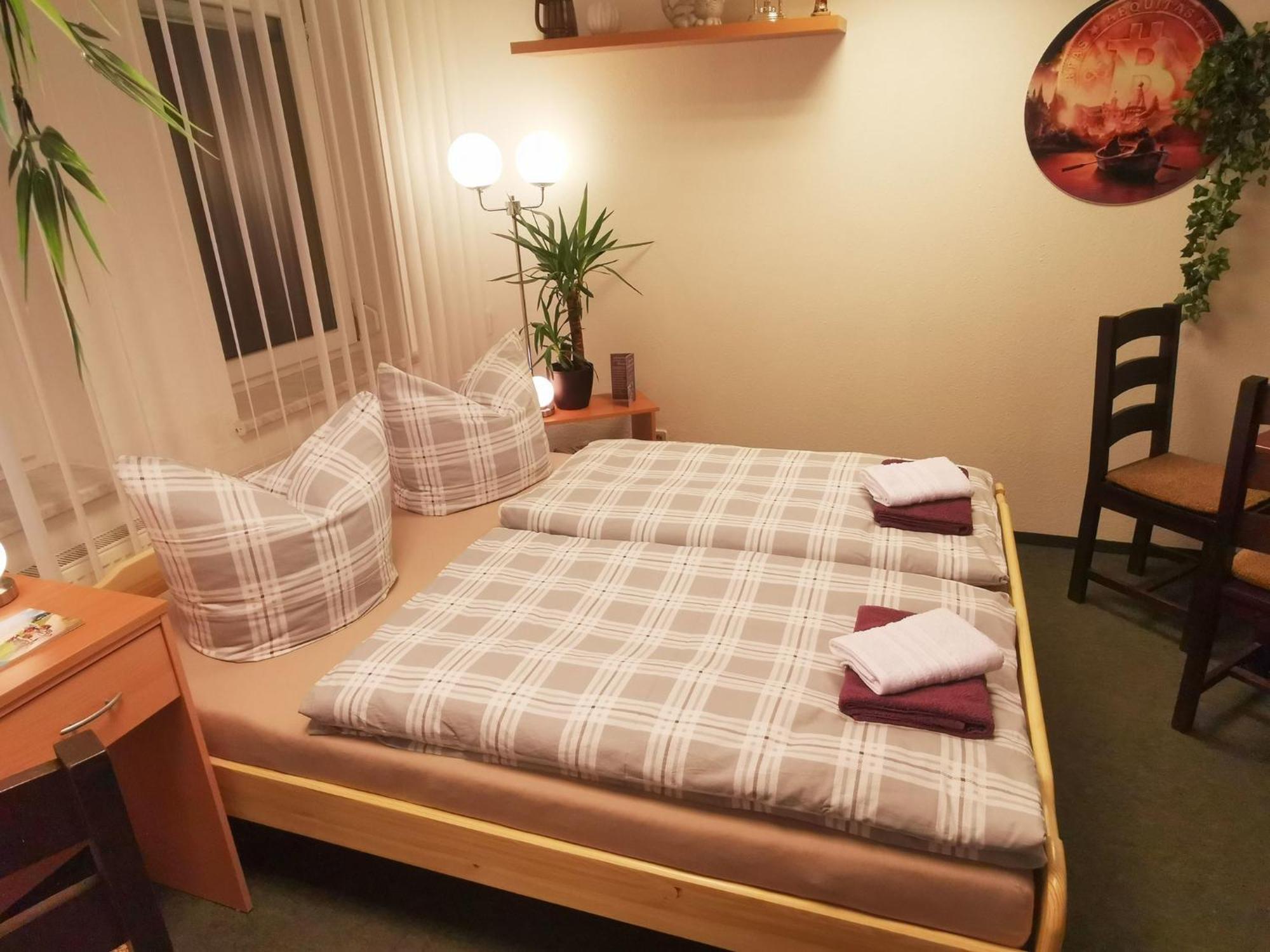 Gaestezimmer- Und Ferienzimmer Am Gewoelbekeller Meißen Esterno foto
